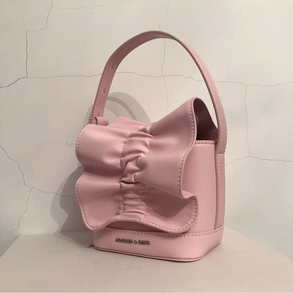 Charles & Keith Kadee Ruched Bow-Charm Mini Bag NWT - Picture 2 of 12